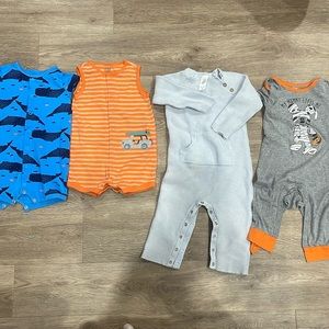 18m jumpers/onesies - I